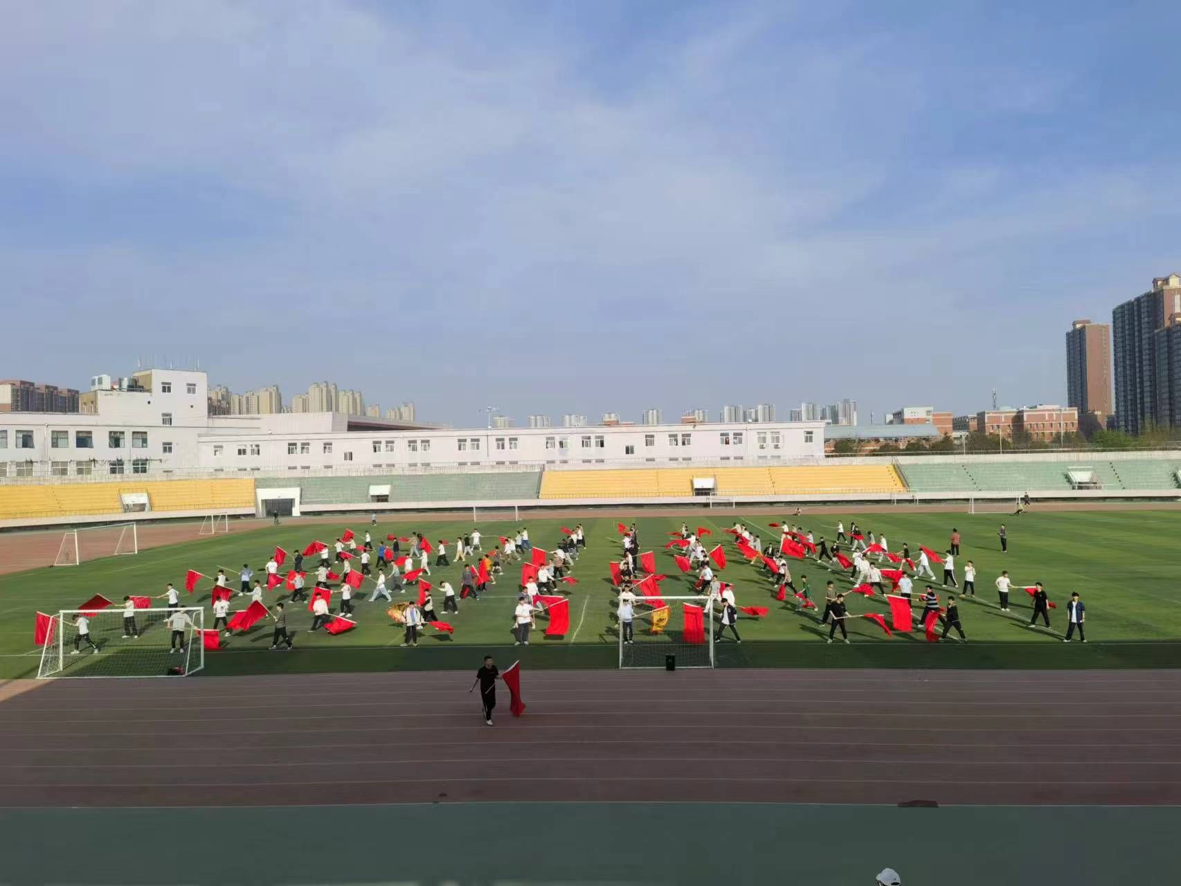 以体育人为青春赋能——壹号娱乐
召开2024年春季运动会工作布置会