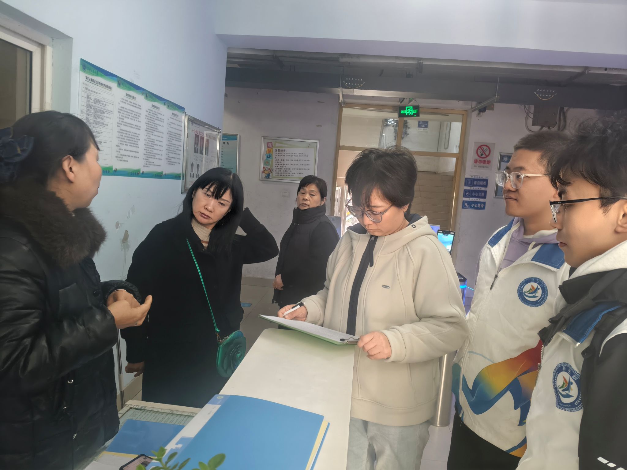 壹号娱乐
联合公寓管理科开展“安全啄木鸟”隐患排查专项工作