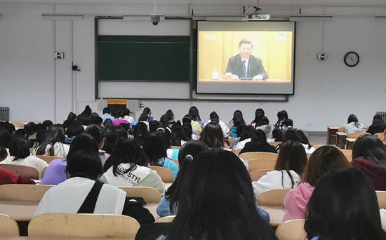 壹号娱乐
师生热议习近平总书记在纪念辛亥革命110周年大会上的重要讲话