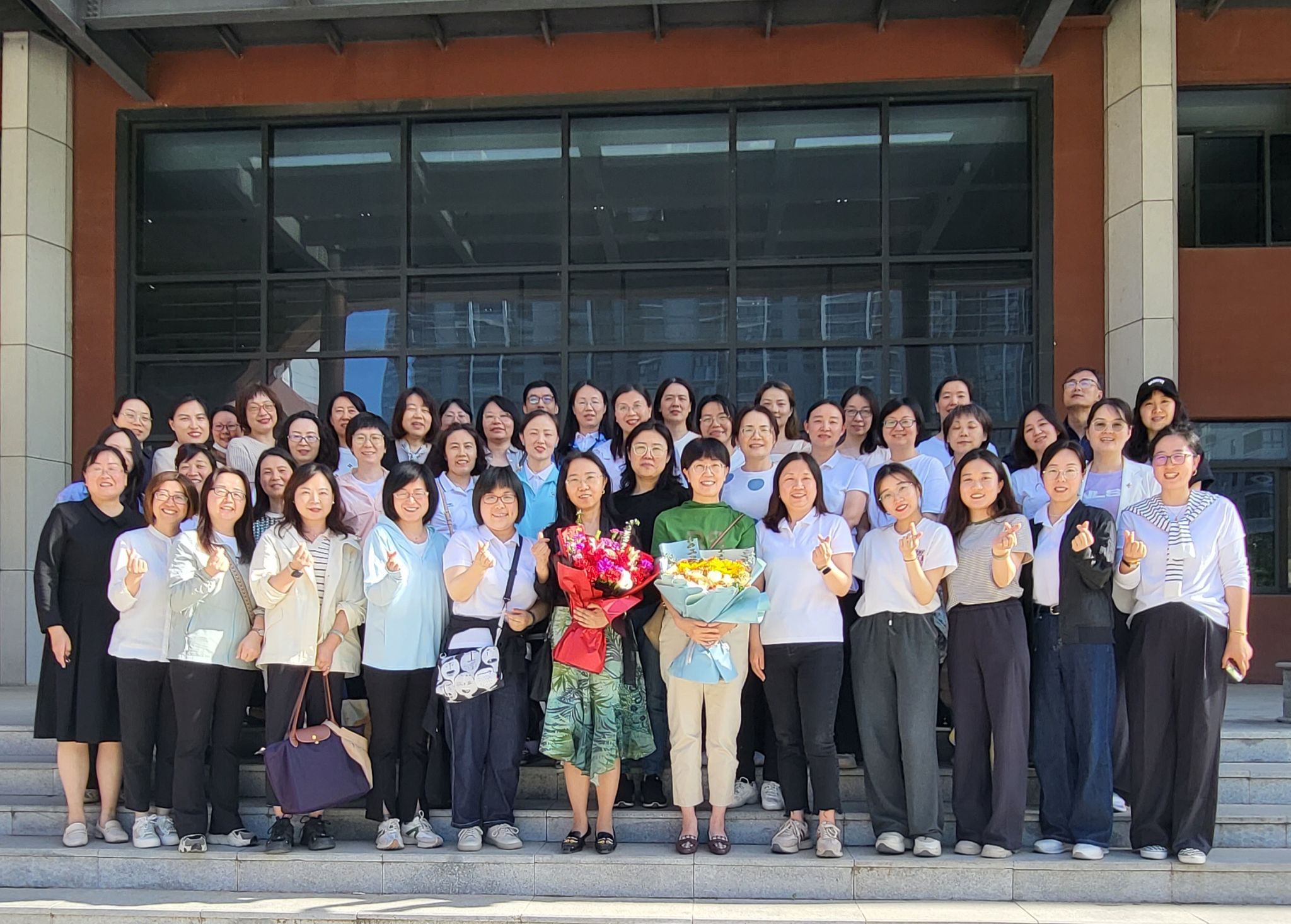 壹号娱乐
公共外语系成功举办退休教师茶话会