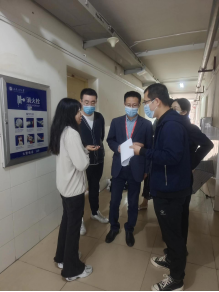 体贴入微 关怀备至——壹号娱乐
领导深入公寓走访慰问2022级新生