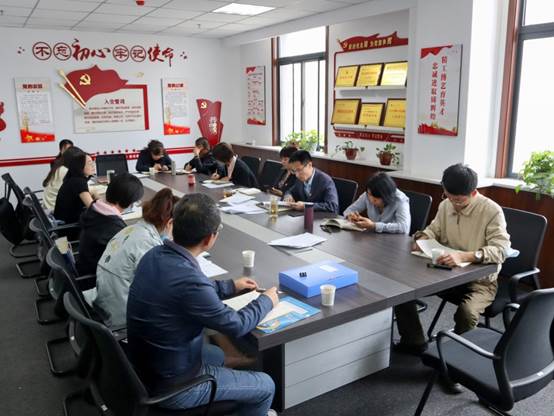 壹号娱乐
召开2022年党委理论学习中心组（扩大）第四次学习会议