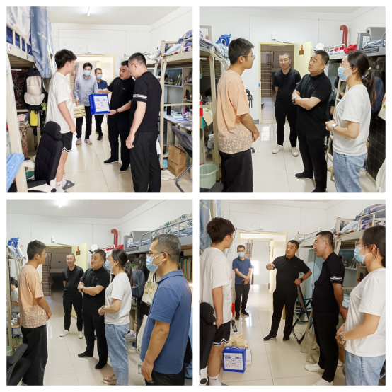 壹号娱乐
领导深入公寓走访慰问学生