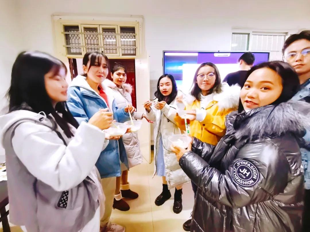 心连心·祝启航 | 壹号娱乐
成功举办民族团结主题活动