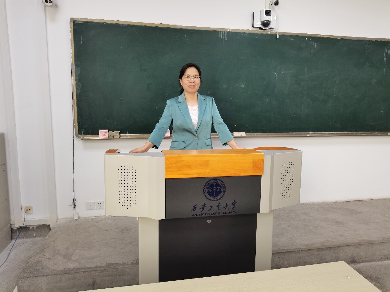 优秀班主任|壹号娱乐
图学与信息系教师：王淑蓉